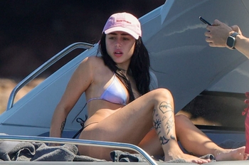 Nicki Nicole