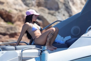 Nicki Nicole