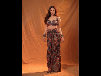  alt="Amyra Dastur"