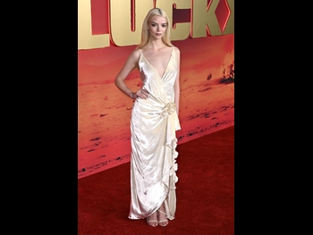  alt="Anya Taylor-joy"