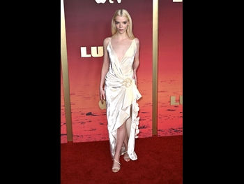  alt="Anya Taylor-joy"