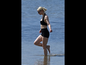 alt="Anya Taylor-joy"