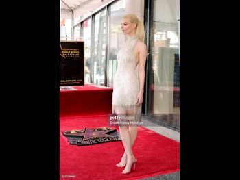  alt="Anya Taylor-joy"