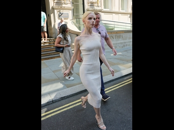  alt="Anya Taylor-joy"