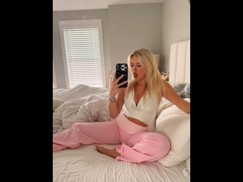  alt="Katie Sigmond"