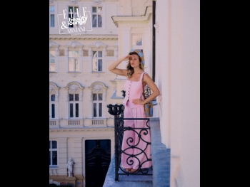  alt="Emma Smetana"