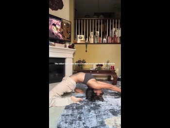  alt="Nikki Blades"