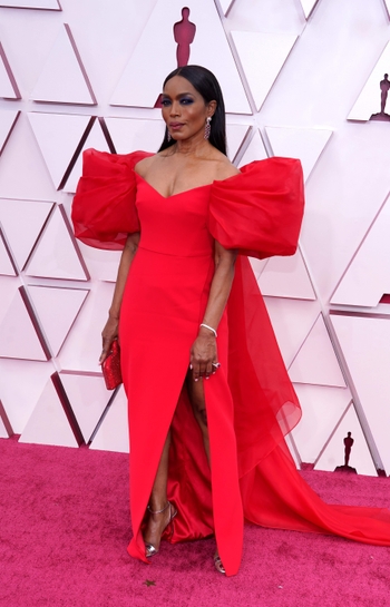 Angela Bassett