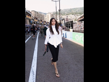  alt="Kelly Piquet"