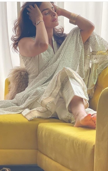 Saba Qamar