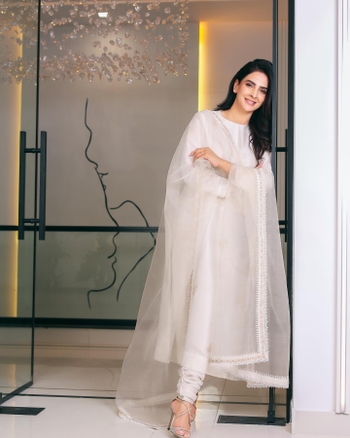 Saba Qamar