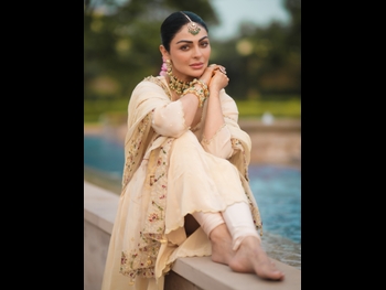  alt="Neeru Bajwa"