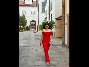  alt="Neeru Bajwa"