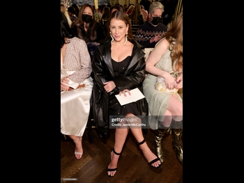  alt="Lo Bosworth"
