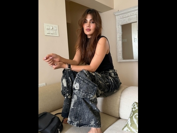  alt="Rhea Chakraborty"