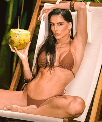 Deborah Secco