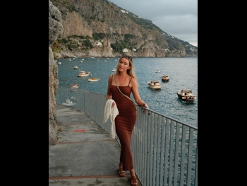 alt="Katrina Bowden"