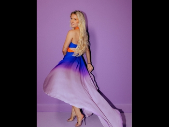  alt="Zara Larsson"