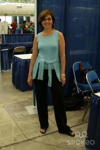 Erin Gray (I)