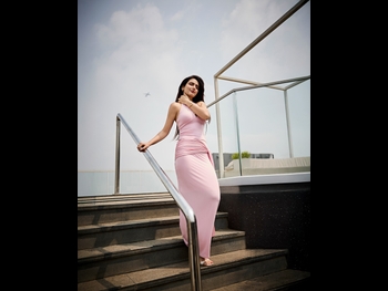  alt="Fatima Sana Shaikh"