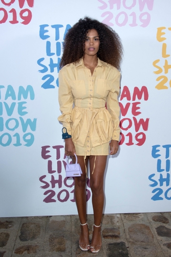 Tina Kunakey Di Vita