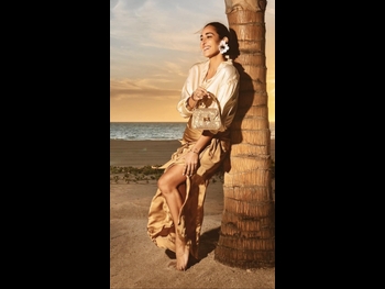  alt="Amina Khalil"