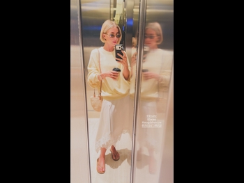  alt="Julianne Hough"