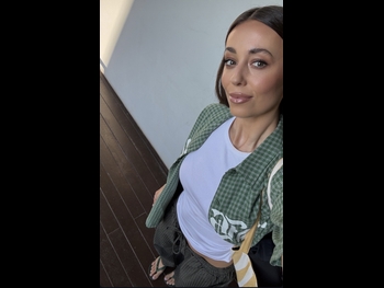  alt="Izabella Krzan"