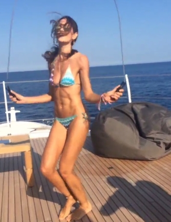 Izabel Goulart