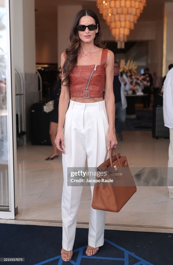 Izabel Goulart