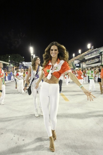 Izabel Goulart