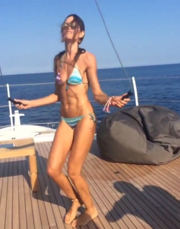 Izabel Goulart