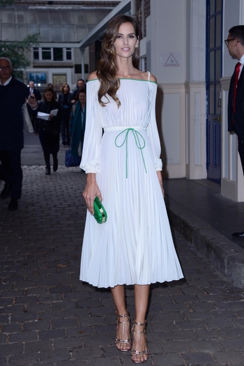 Izabel Goulart