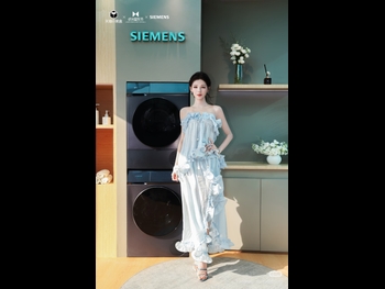  alt="Yuxi Zhang"