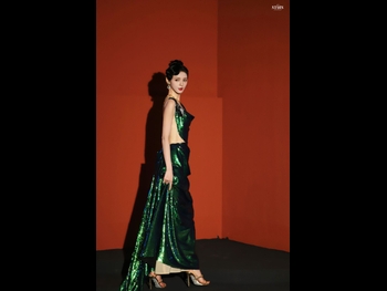  alt="Yuxi Zhang"
