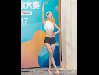  alt="Yuxi Zhang"