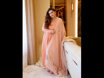  alt="Shivaleeka Oberoi"