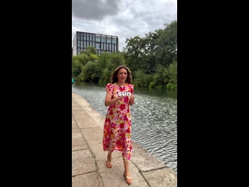  alt="Laura Tobin"