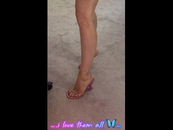  alt="Laura Tobin"