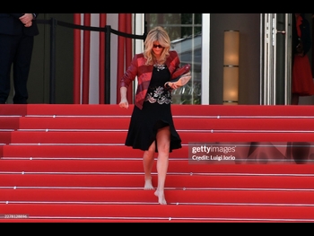  alt="Laura Dern"