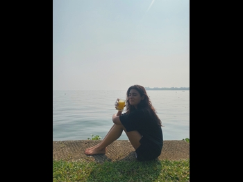  alt="Shalini Pandey"