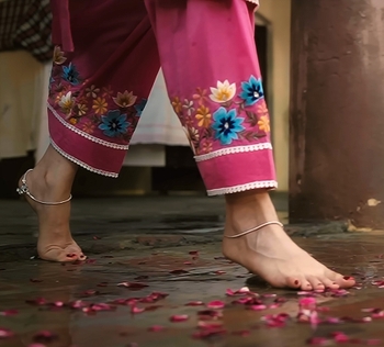 Nimrat Khaira