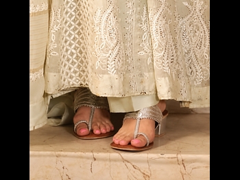  alt="Nimrat Khaira"