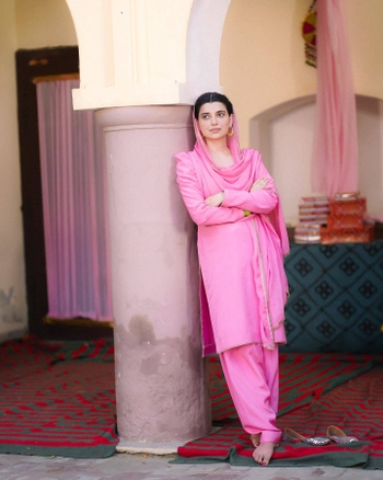 Nimrat Khaira