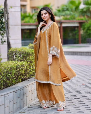 Nimrat Khaira