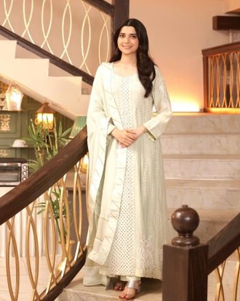 Nimrat Khaira