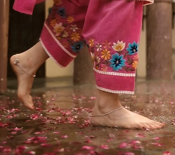 Nimrat Khaira