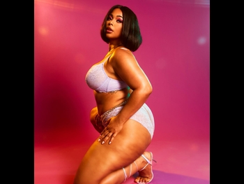  alt="Tabria Majors"