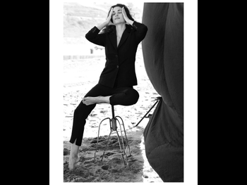 alt="Scarlett Schoeffling"