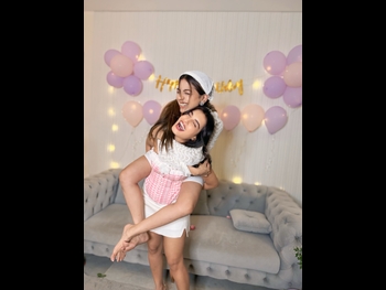  alt="Simran Budharup"